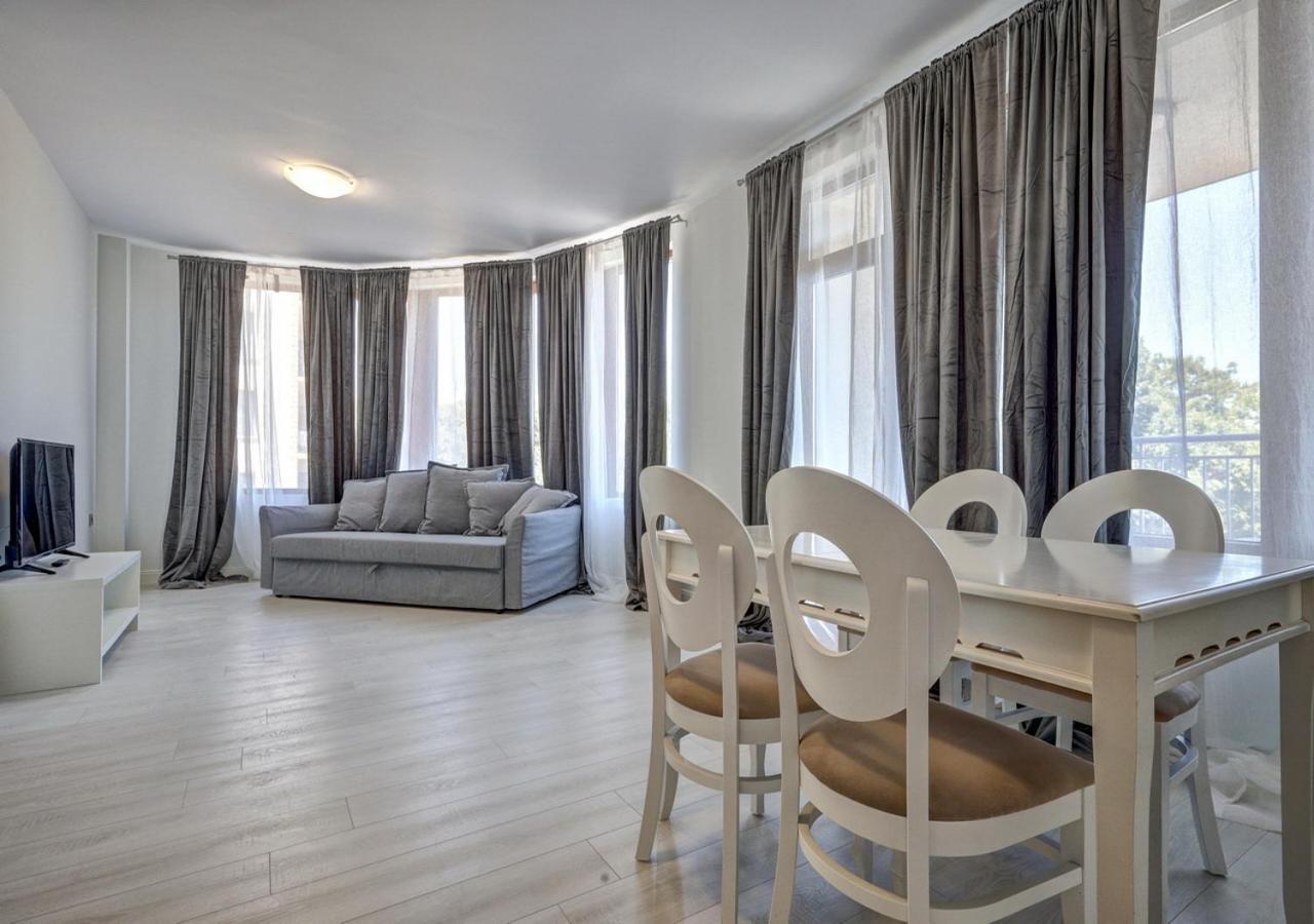 Continental Apartments Golden Sands Bagian luar foto