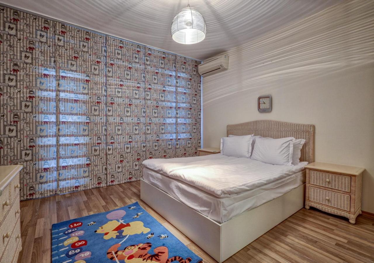 Continental Apartments Golden Sands Bagian luar foto