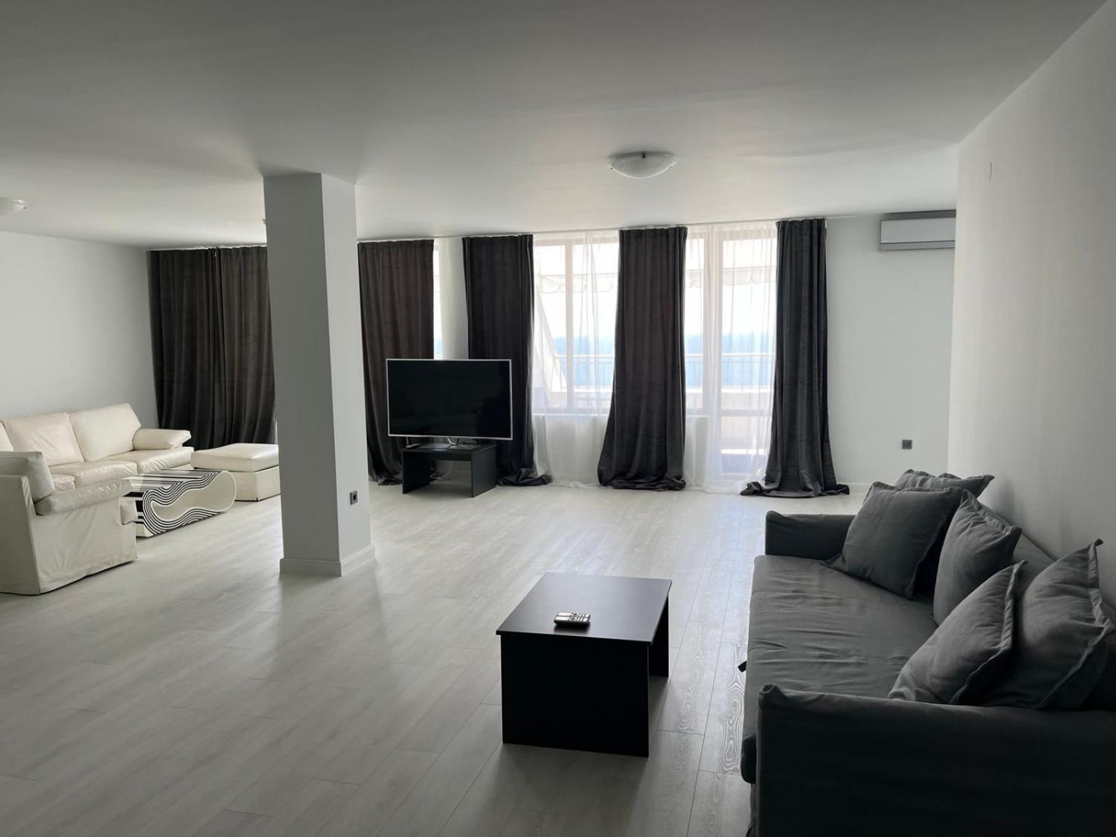 Continental Apartments Golden Sands Bagian luar foto