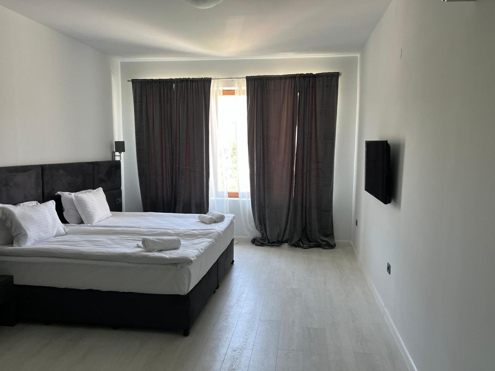 Continental Apartments Golden Sands Bagian luar foto