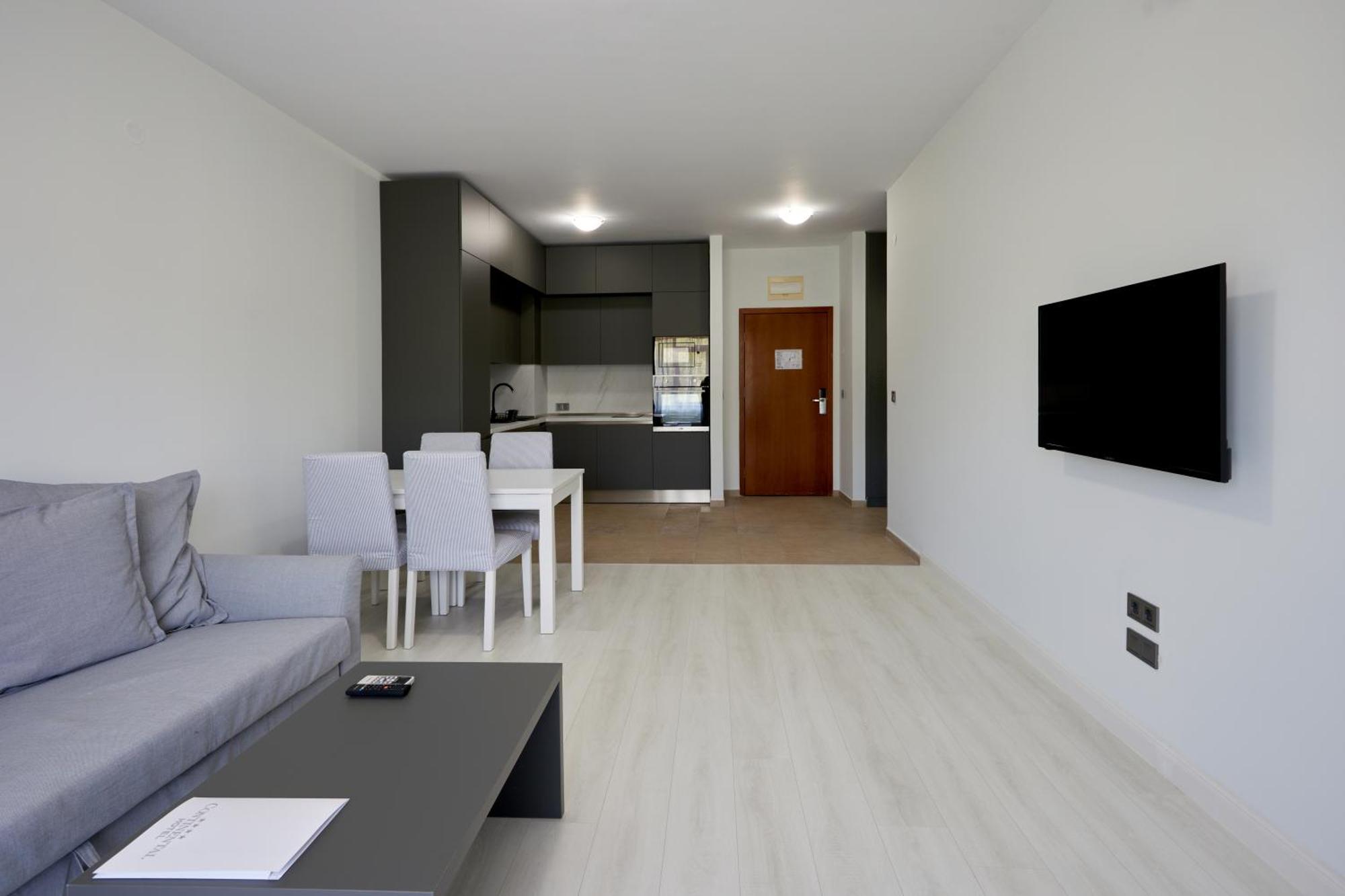 Continental Apartments Golden Sands Bagian luar foto